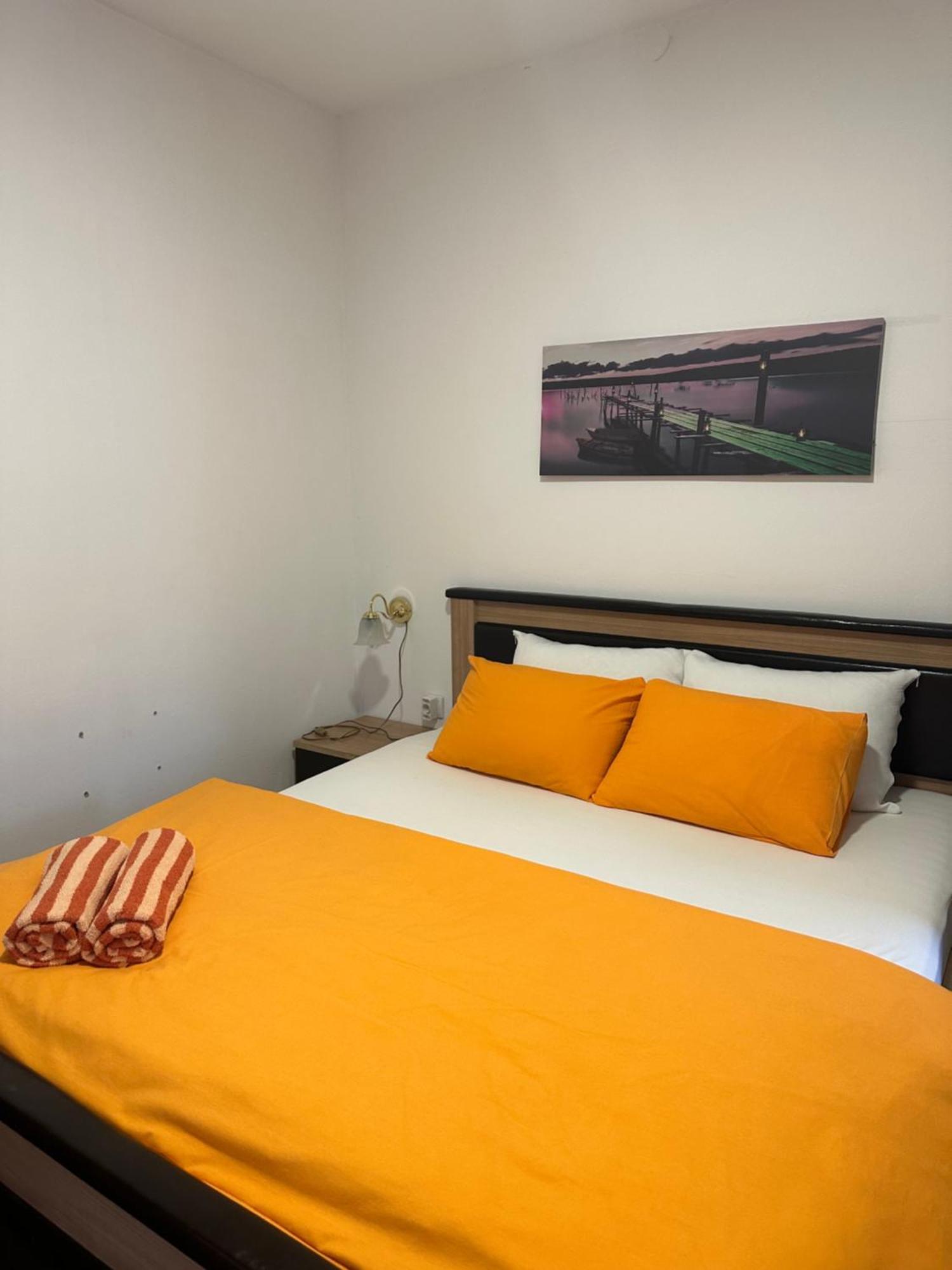 Apartmani Vucinic Cetinje Exterior foto